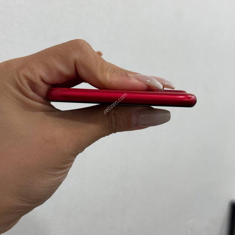 ������7+ ���� 128GB/100% Y1912