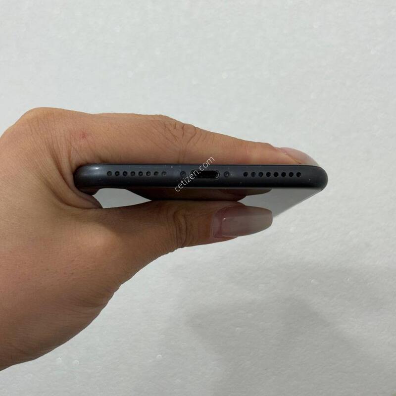 ������8+ �׷��� 64GB/100% Y1913