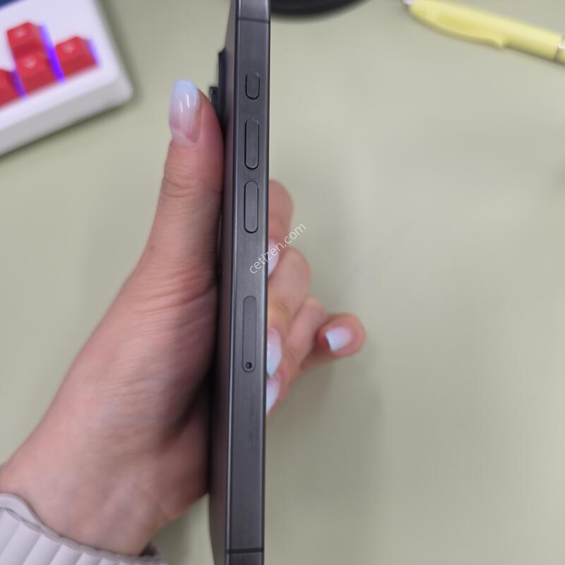 ������15���� 256GB ����ƼŸ��