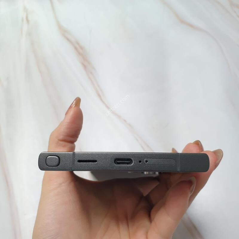 LG ������ S24��Ʈ�� ƼŸ������ 256G S�� �Ǹ��մϴ�