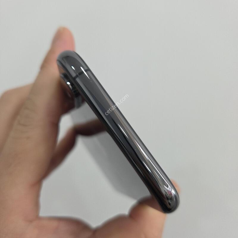 ������ Xs 256GB ����