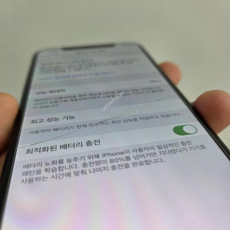 ������ Xs 256GB ����