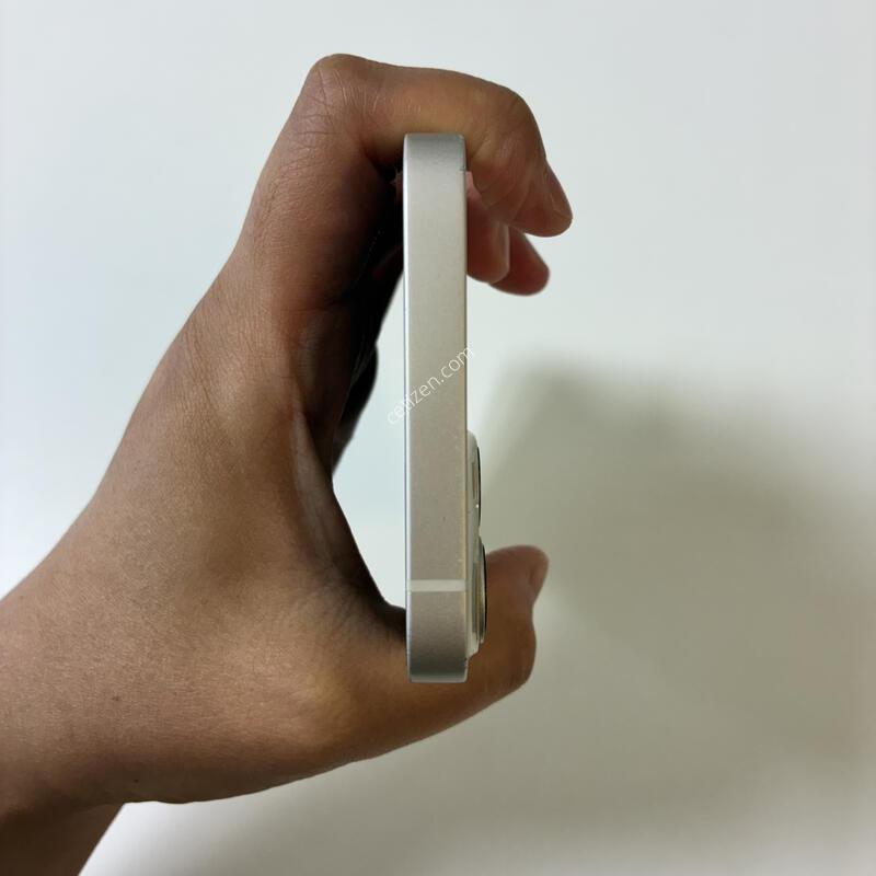 ������ 13ȭ��Ʈ 128G ���͸�85% ��밨�ִ� ��ǰ ������ �Ǹ��մϴ�