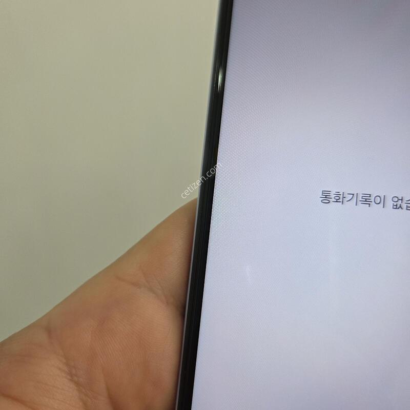 ������ A23 128GB ���� �ڱ���