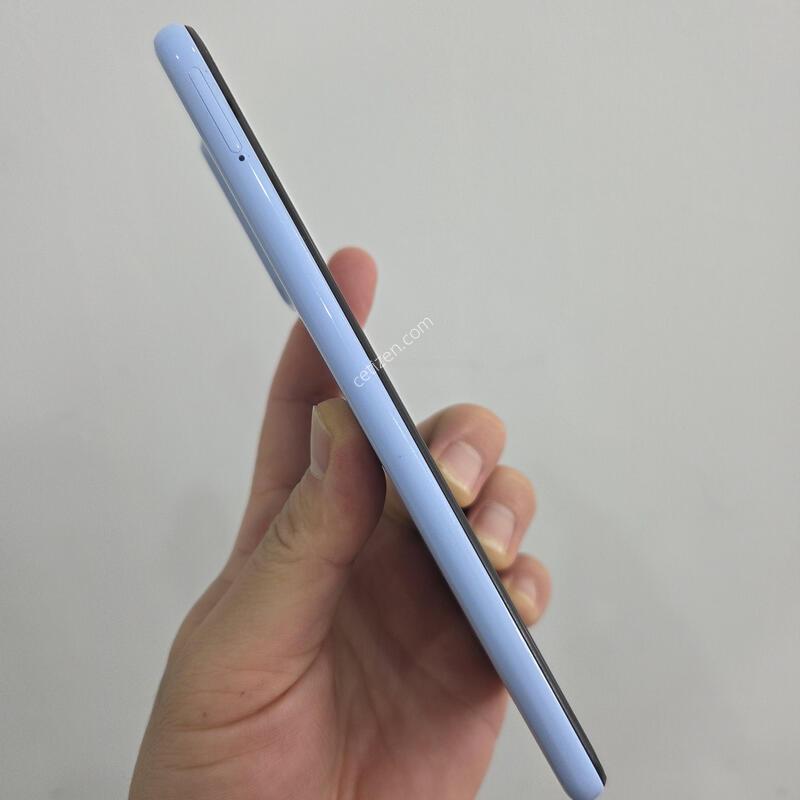 ������ A23 128GB ���� �ڱ���