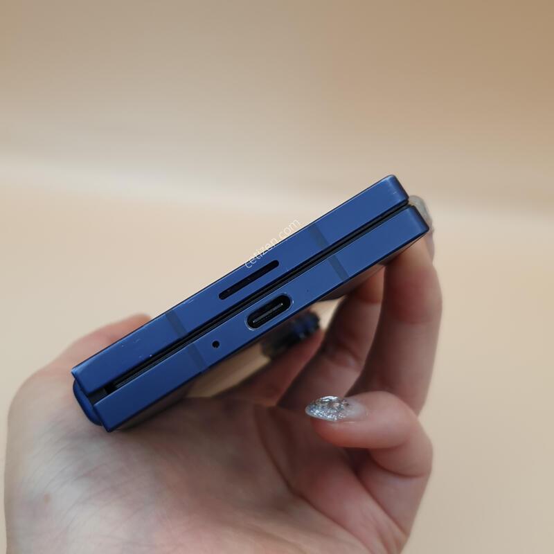 ������ Z����6 5G ���̺� 256�Ⱑ �Ǹ��մϴ�-F956N