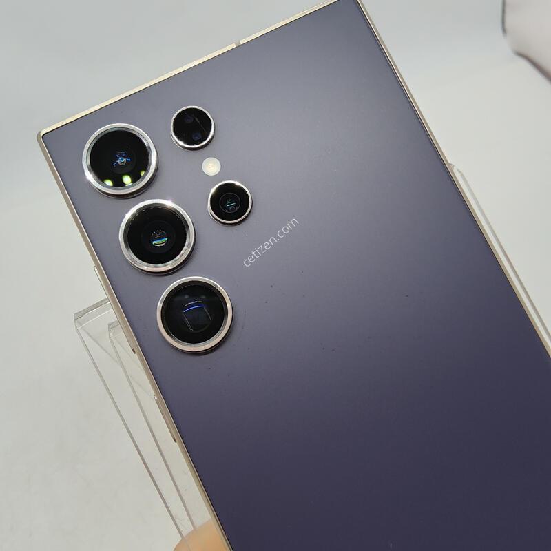 S24��Ʈ�� ���̿÷� 256�Ⱑ