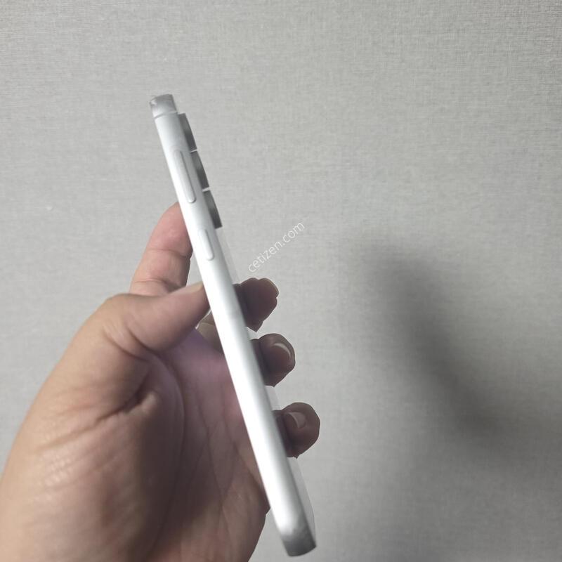������ S23FE ���̿÷� 256�Ⱑ SS�� �Ⱦƿ�~