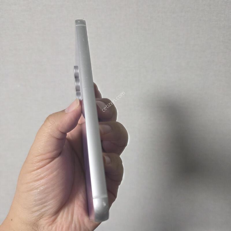 ������ S23FE ���̿÷� 256�Ⱑ SS�� �Ⱦƿ�~