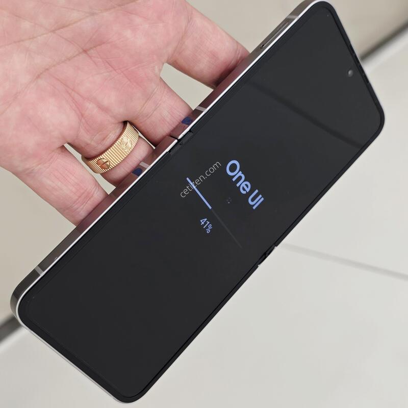 ������ Z �ø�6 �ǹ� 256GB A�� / �������׵θ� ��ü �Ϸ�