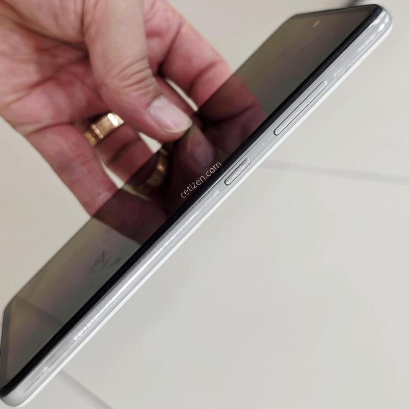 ������ A52s ȭ��Ʈ 128GB ������Ǹ�
