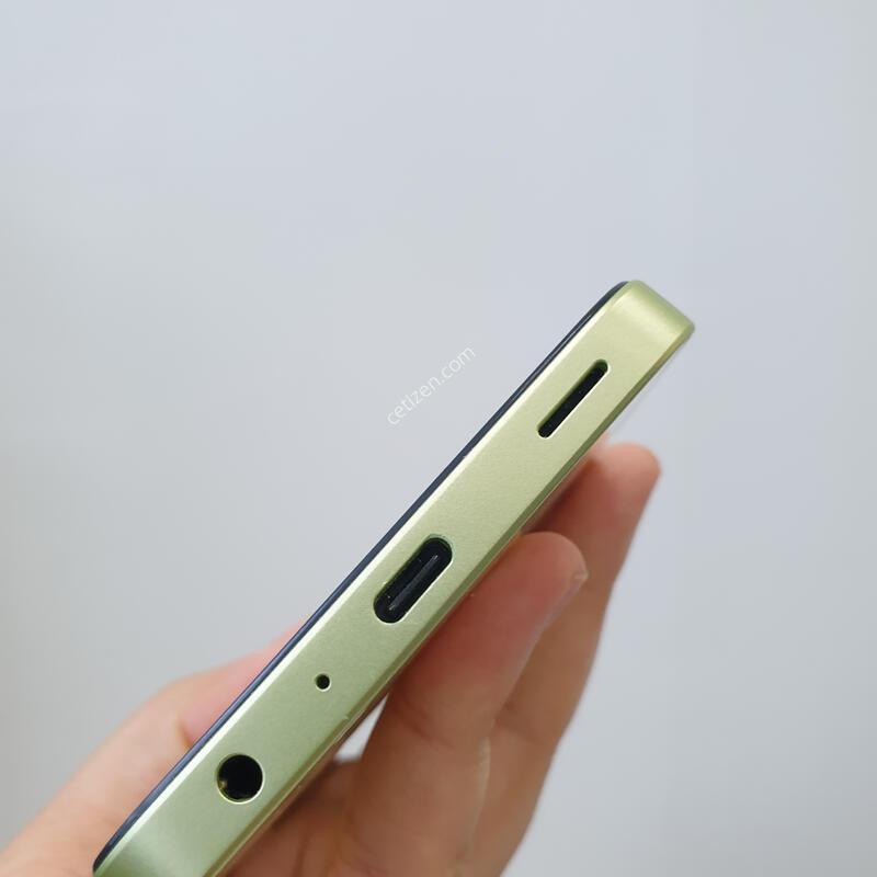 A25 440