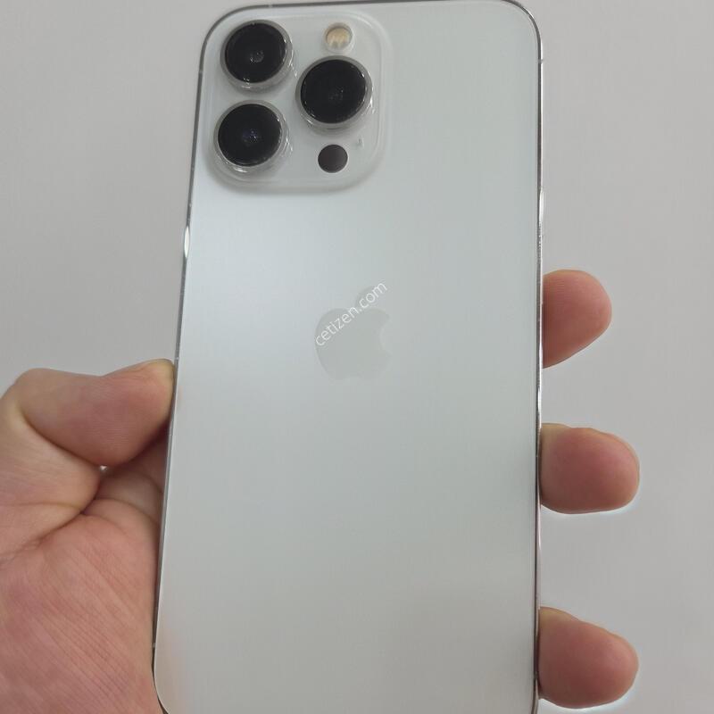 ������ 13���� 512GB ȭ��Ʈ