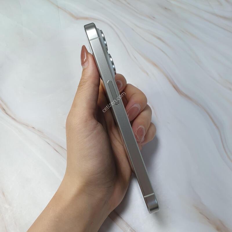 ������15���� ȭ��ƮƼŸ�� 256G ������ �Ǹ��մϴ�