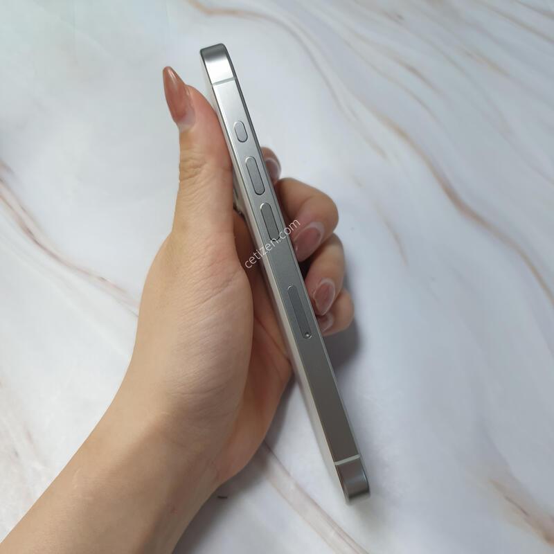 ������15���� ȭ��ƮƼŸ�� 256G ������ �Ǹ��մϴ�