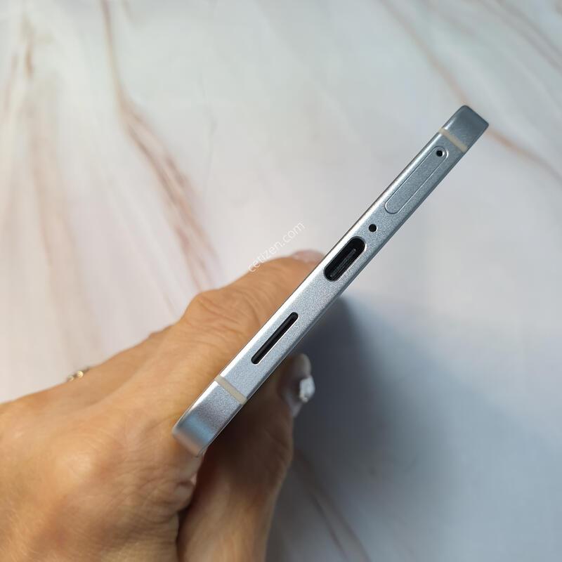 LG ������ S25���� �ǹ� 256G S�� �Ǹ��մϴ�
