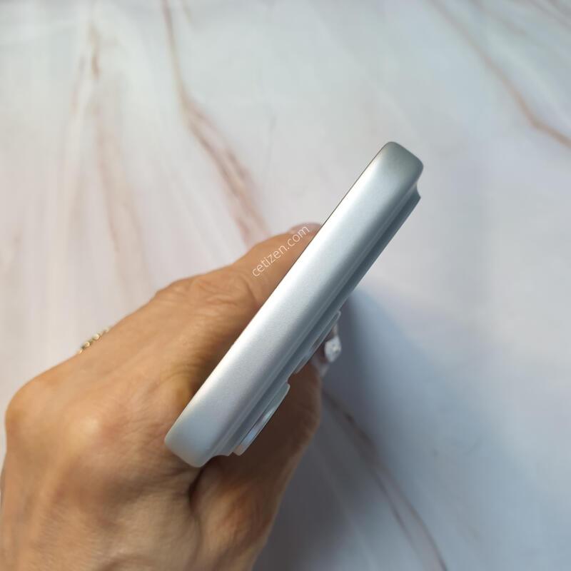������17���� �ǹ� 256G S�� �Ǹ��մϴ�-���͸�100%