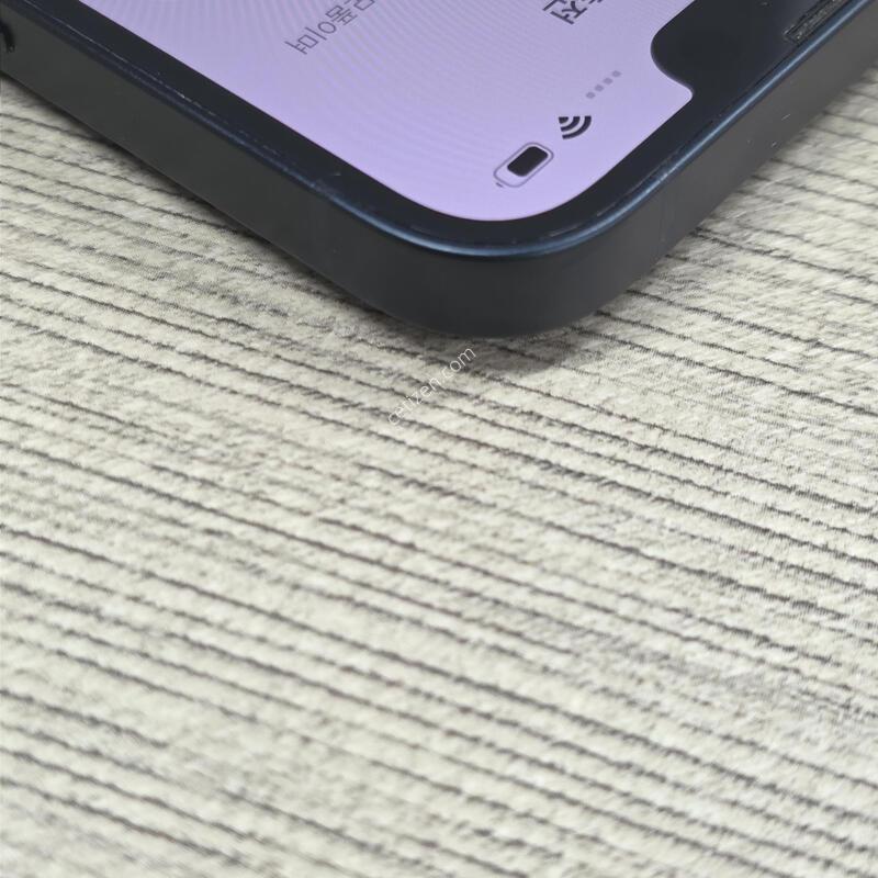 ������13 256GB