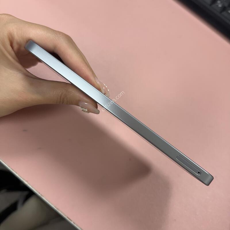 ������A17 �׷��� 128GB  �ܰ�A��