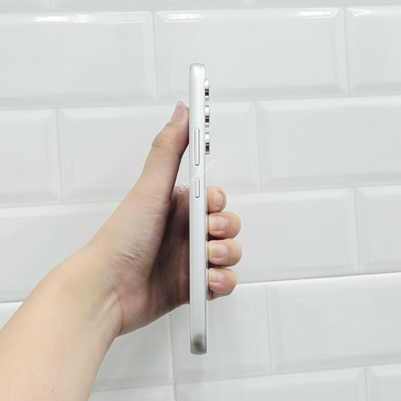 ����������4 ȭ��Ʈ 128GB