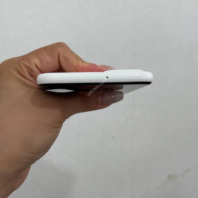 ������A23 ȭ��Ʈ 128GB Y1936