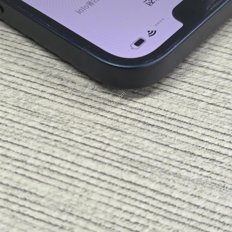 ������13 256GB