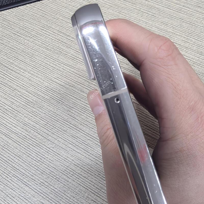 22�÷��� 256GB