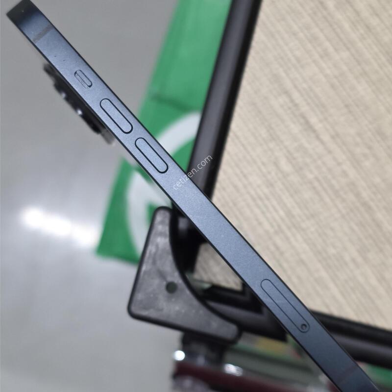 ������13 256GB