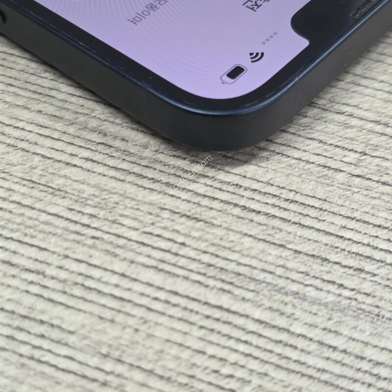 ������13 256GB