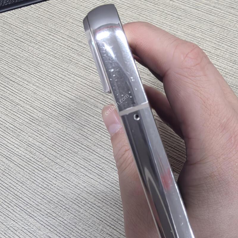 22�÷��� 256GB