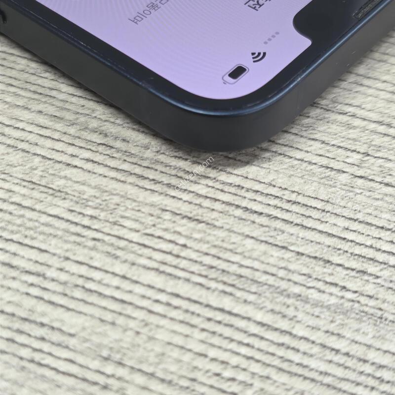 ������13 256GB