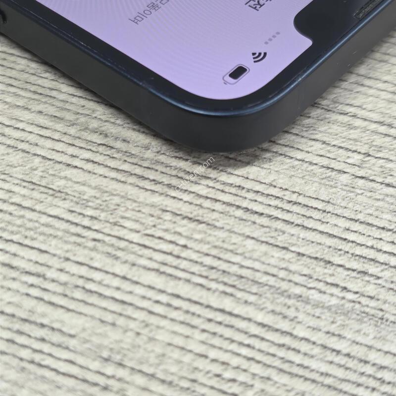 ������13 256GB