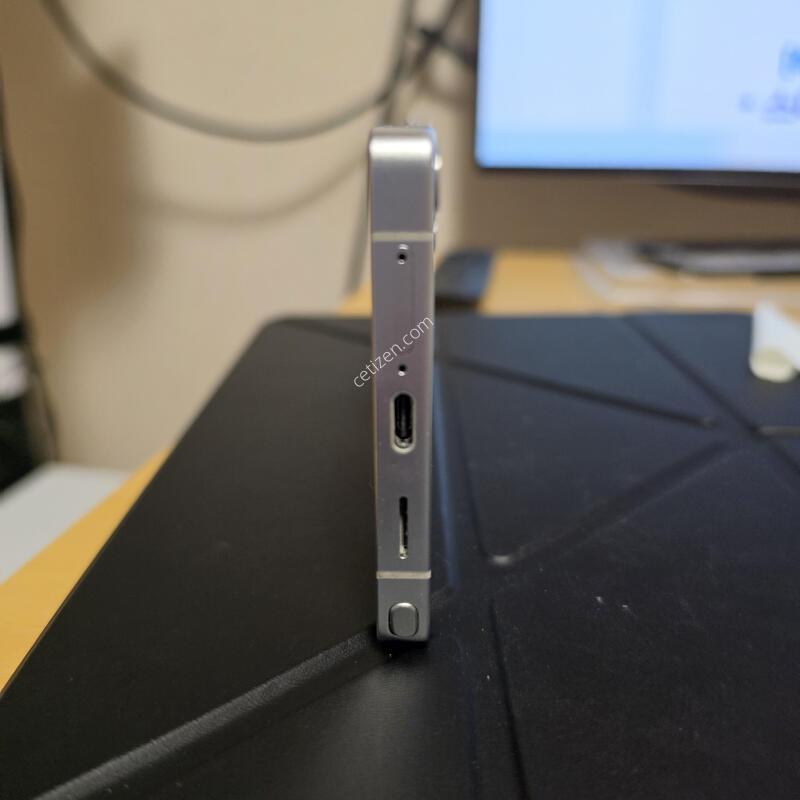 KT ������ s26��Ʈ�� 1TB ȭ��Ʈ �Ǹ��մϴ�