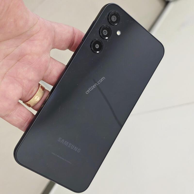������ A24 ���� 128GB / �����ֻ� / �����