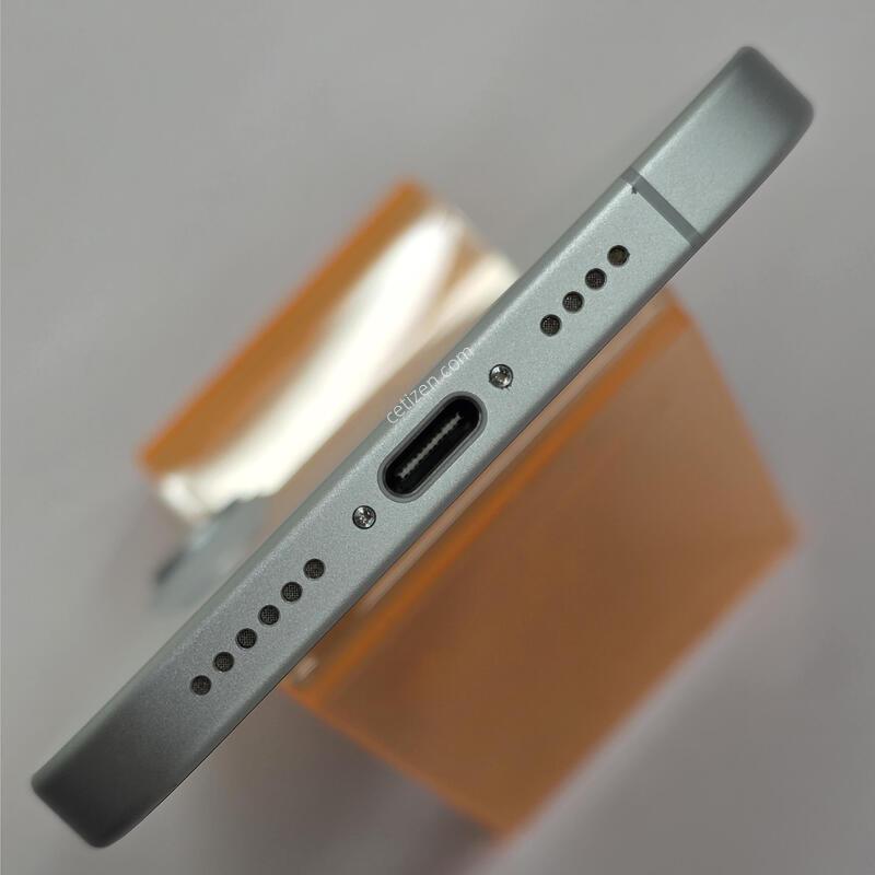 ������16�÷��� 256GB ȭ��Ʈ