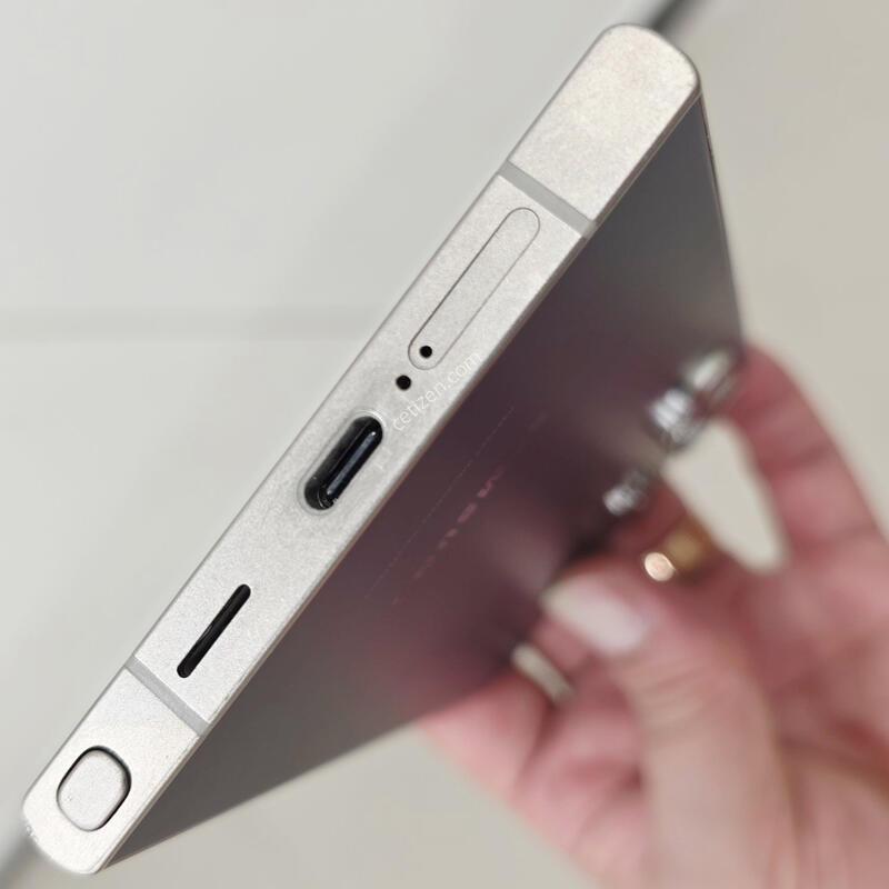 ������ S24 ��Ʈ�� ���� 256GB / ���ܻ� / �ڽ�����