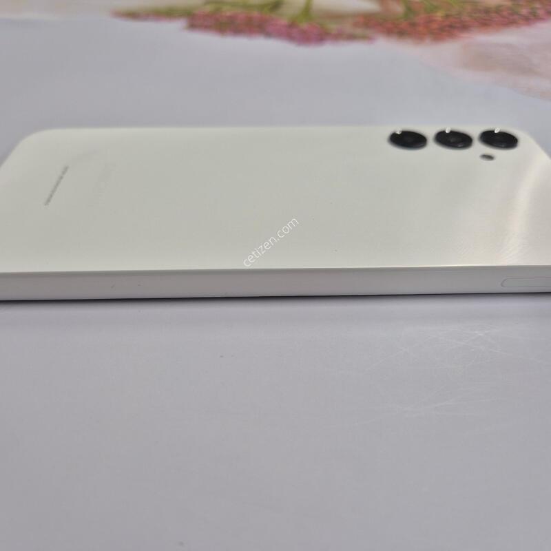 ����������3 ȭ��Ʈ 128GB