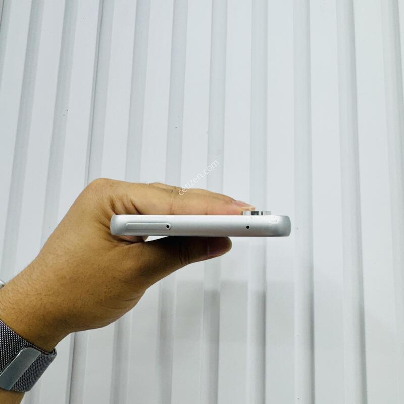 ����������4 ȭ��Ʈ 128GB