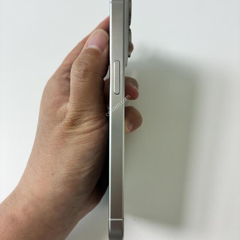 ������ 15���� ȭ��Ʈ 128G ��ǰ��ü���͸�100% ������ �Ǹ��մϴ�.