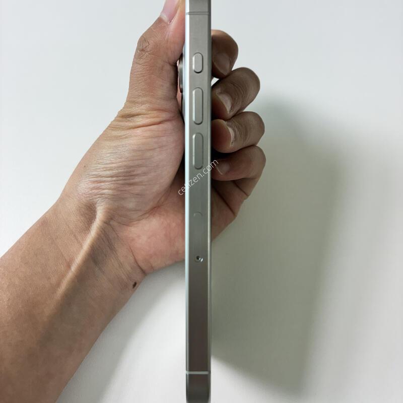 ������ 15���� ȭ��Ʈ 128G ��ǰ��ü���͸�100% ������ �Ǹ��մϴ�.