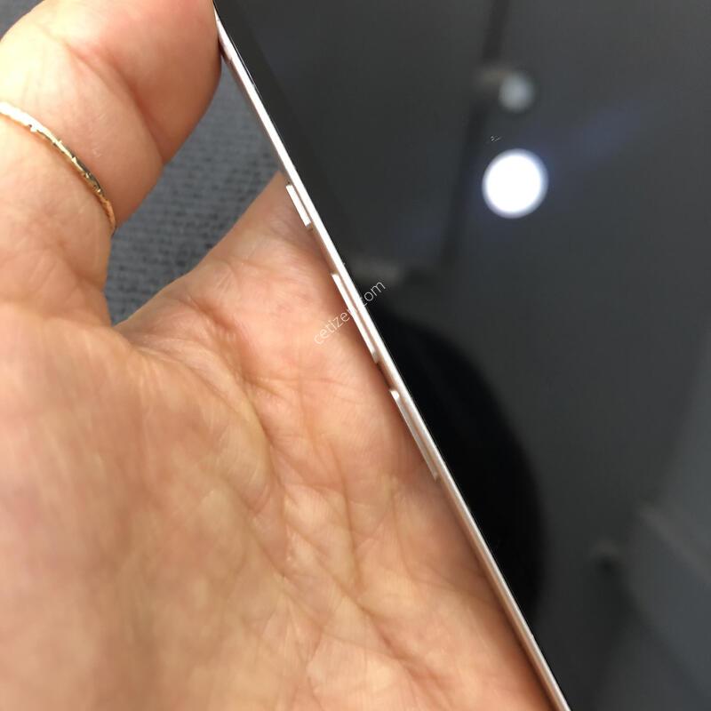 ������13 ȭ��Ʈ 128G,���� S��,���͸�����83%