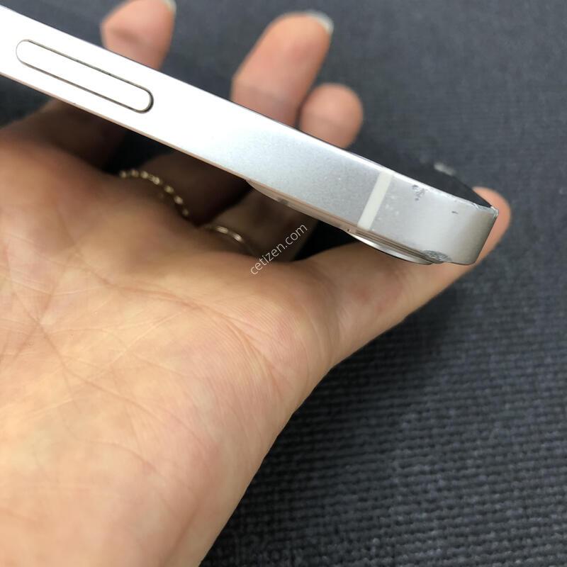 ������13 ȭ��Ʈ 128G,���� S��,���͸�����83%