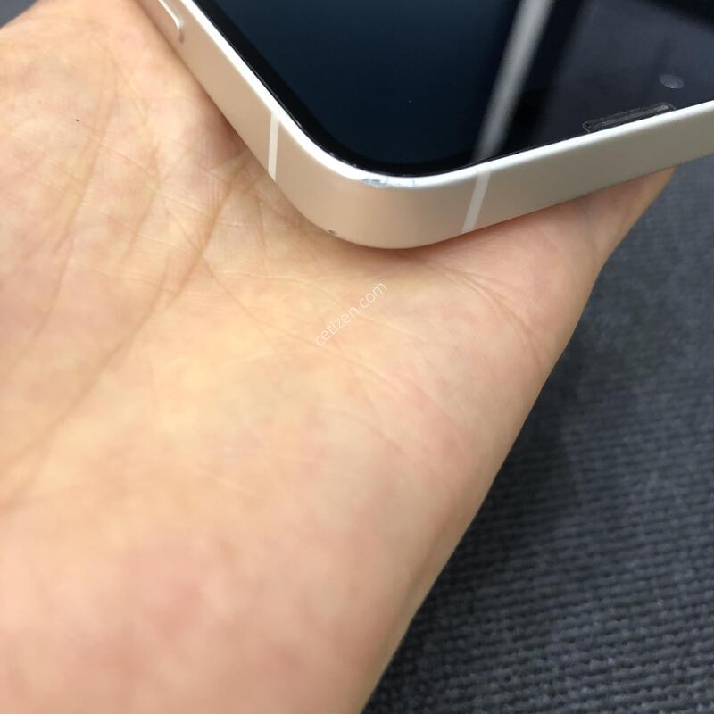 ������13�̴� ȭ��Ʈ 128G,�����ϰ� �Ǹ��մϴ�