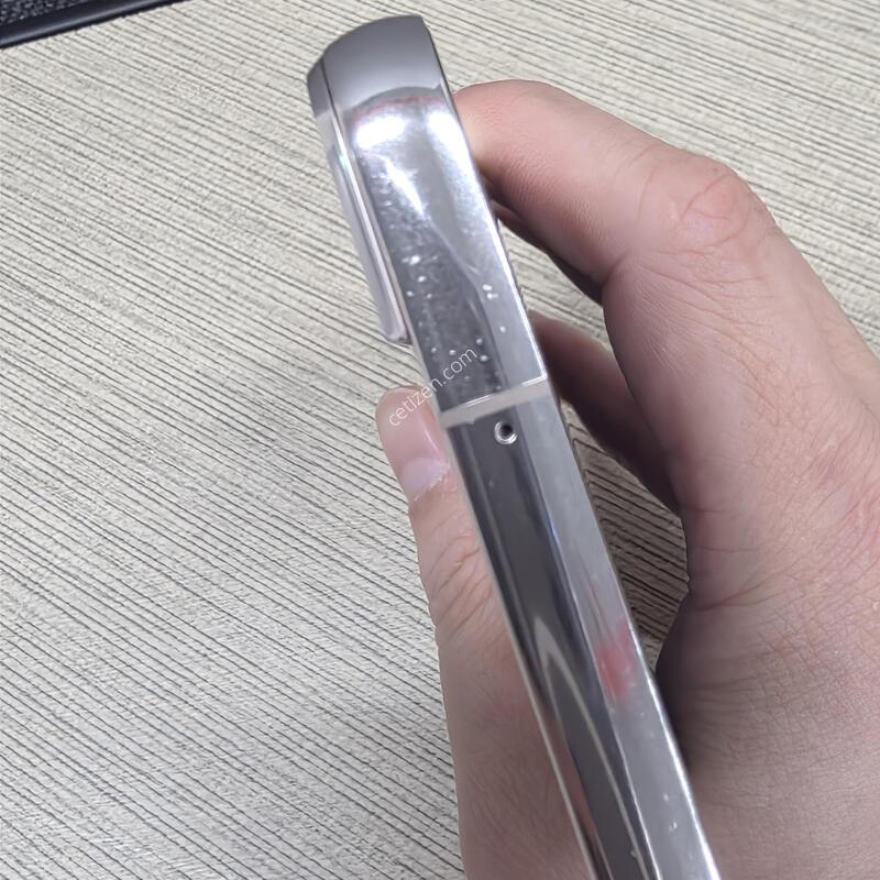 22�÷��� 256GB