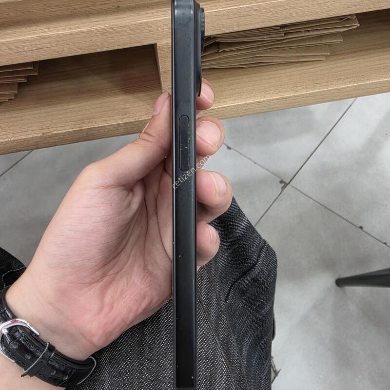 ������ 15 ���� 128GB �Ǹ��մϴ�