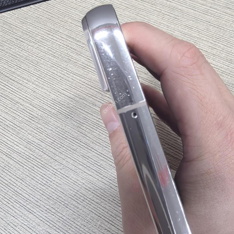 22�÷��� 256GB