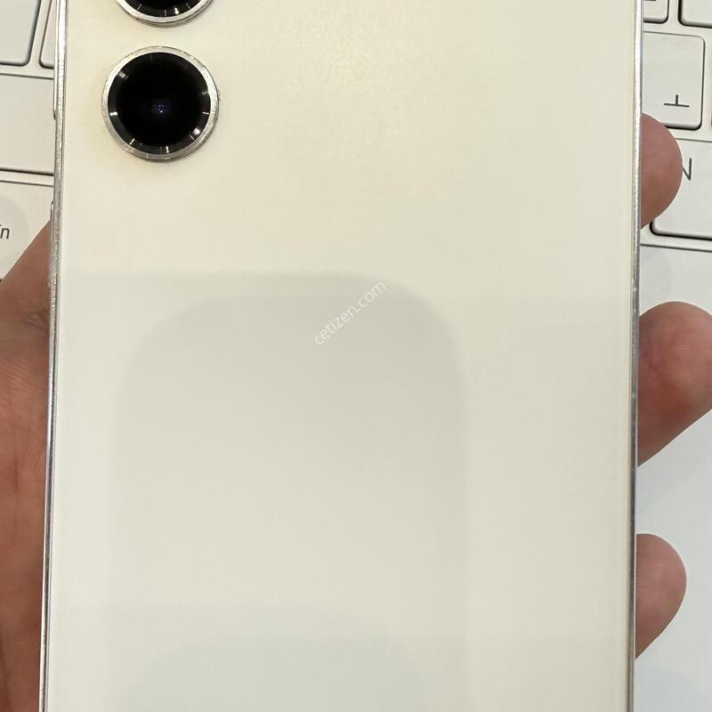 ���ܻ� ������ S�� �ֻ������