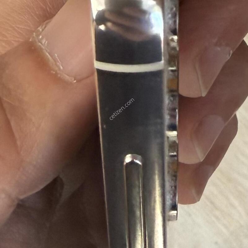 ���ܻ� ������ S�� �ֻ������