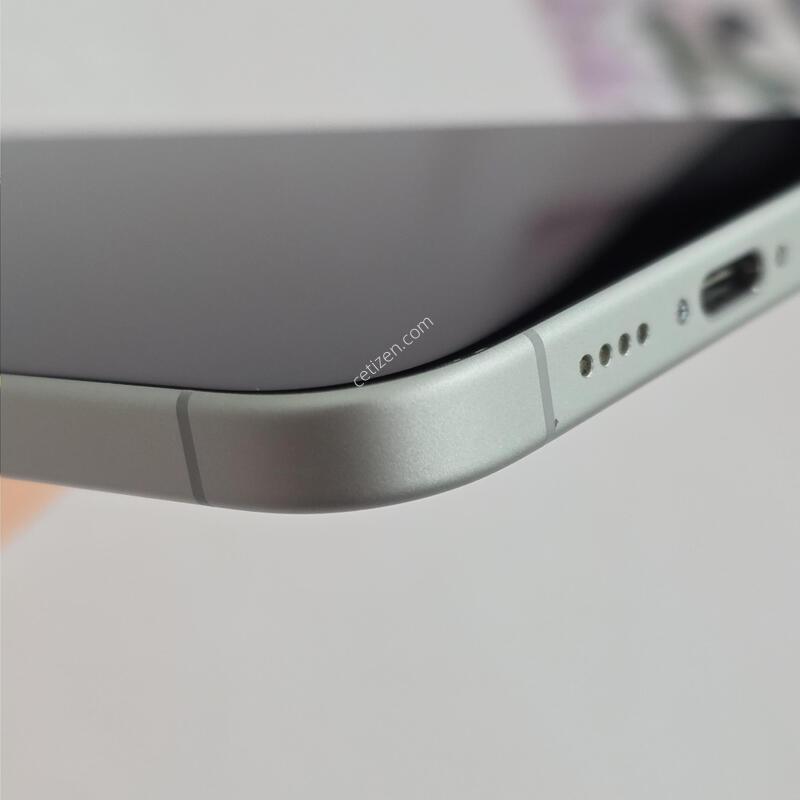 ������16�÷��� 256GB ȭ��Ʈ