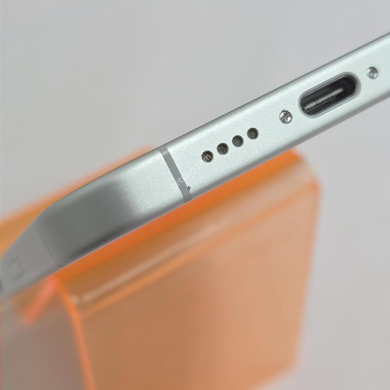 ������16�÷��� 256GB ȭ��Ʈ